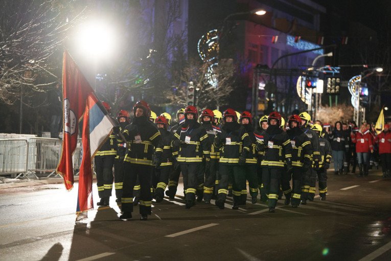 Dan Republike Srpske: Dron šou u Banjaluci, na nebu ispisano: "Slavimo 9. januar"(FOTO/VIDEO)