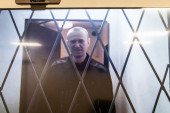 Navaljni se prvi put pojavio u javnosti otkad su ga premestili u zatvor u Sibiru (FOTO)
