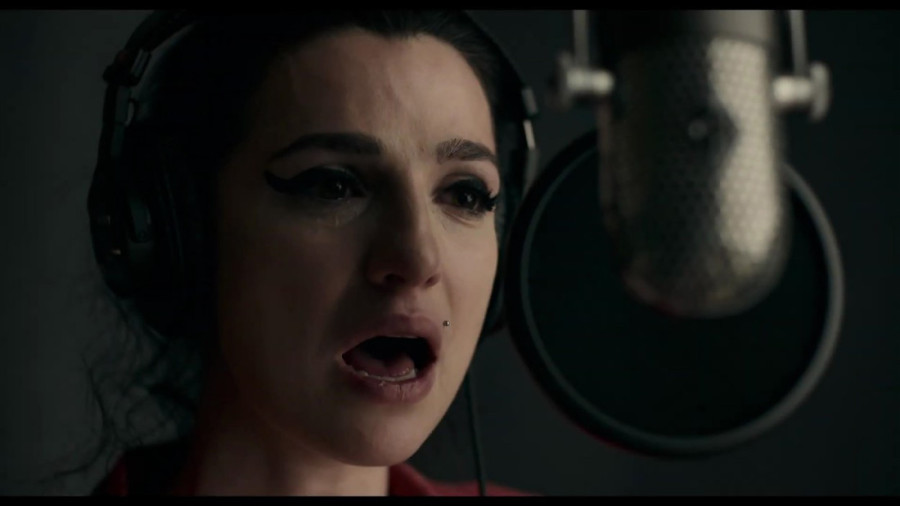 "Uhapsiti sve koji su pravili ovaj film": Otac Ejmi Vajnhaus ustupio stan u kom se ona predozirala za snimanje (FOTO/VIDEO)