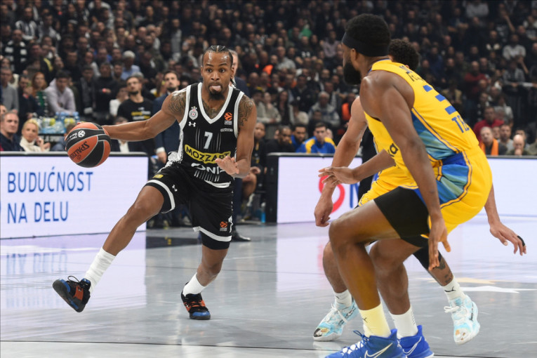 Partizan ima tim za velika dela! Crno-belima pretila bruka, a onda - čudo! Makabi pao posle minus 24!