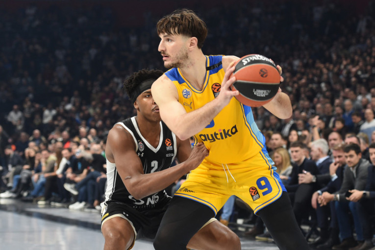 Partizan ima tim za velika dela! Crno-belima pretila bruka, a onda - čudo! Makabi pao posle minus 24!