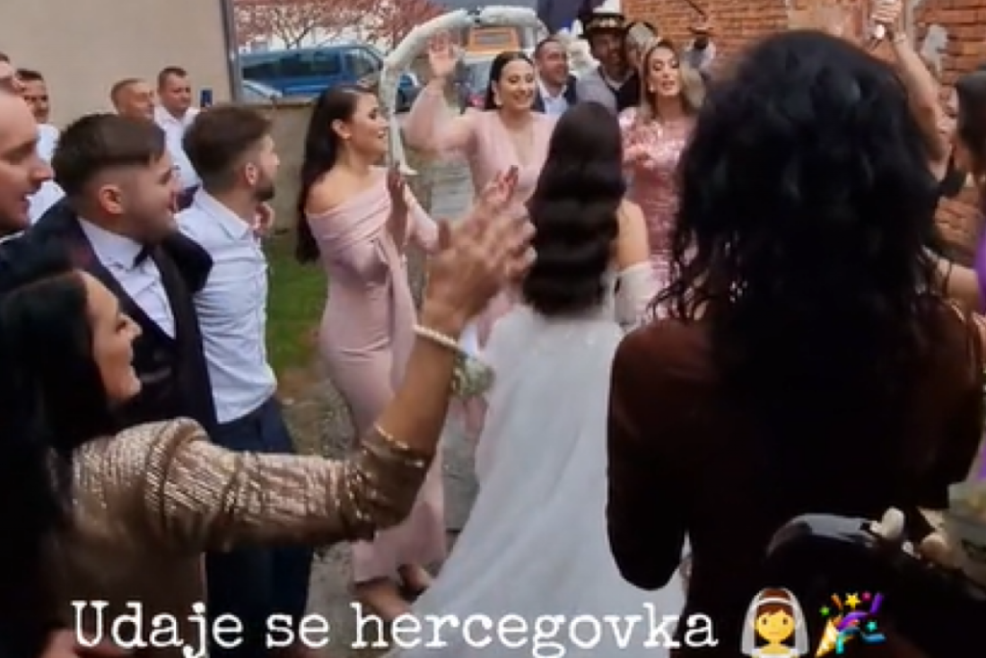 O ovom videu svi pričaju! "Udaje se Hercegovka, najlepša je, svega mi" - pogledajte ludilo na venčanju (VIDEO)