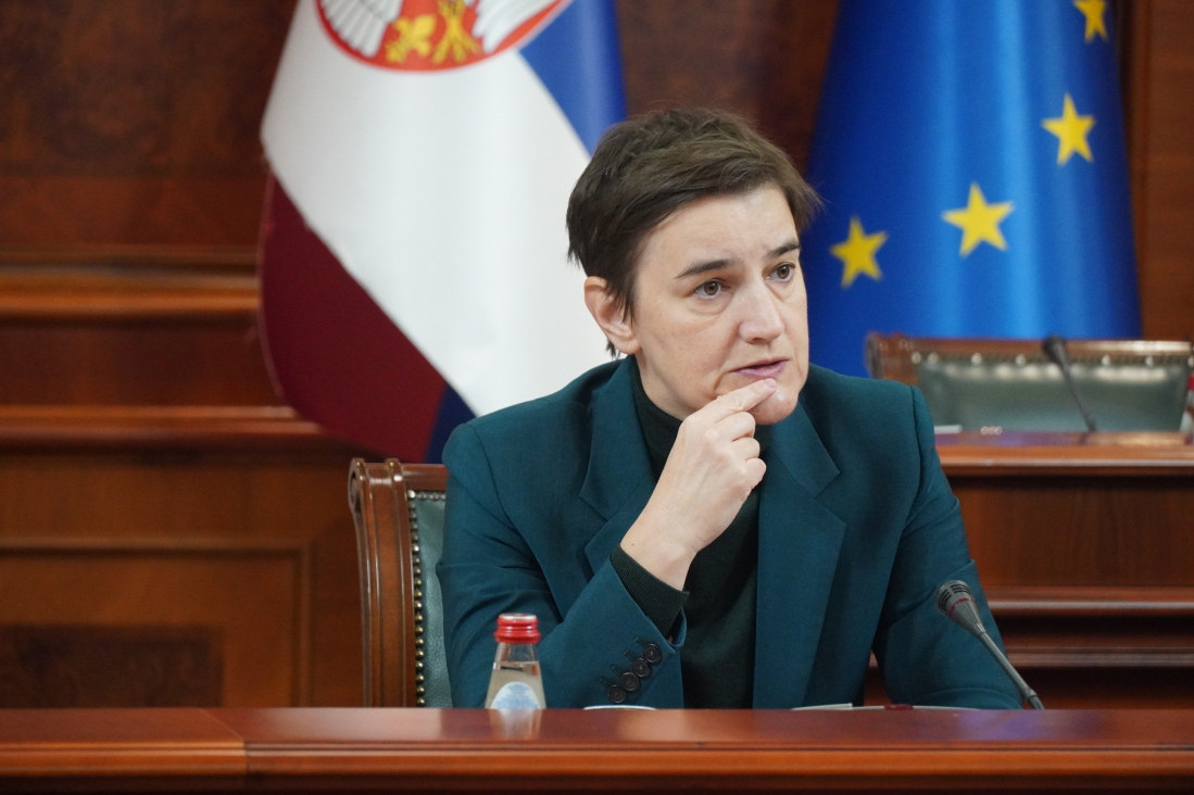 Ana Brnabić o udarima na Srbiju: Evroparlamentarci hoće da bace Srbiju na kolena, a opozicija sve to podržava!