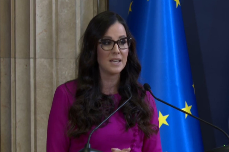 Predsednik Vučić saopštio odlične vesti za obolele od retkih bolesti: 25.000 dinara jednokratne pomoći, ali to nije sve!