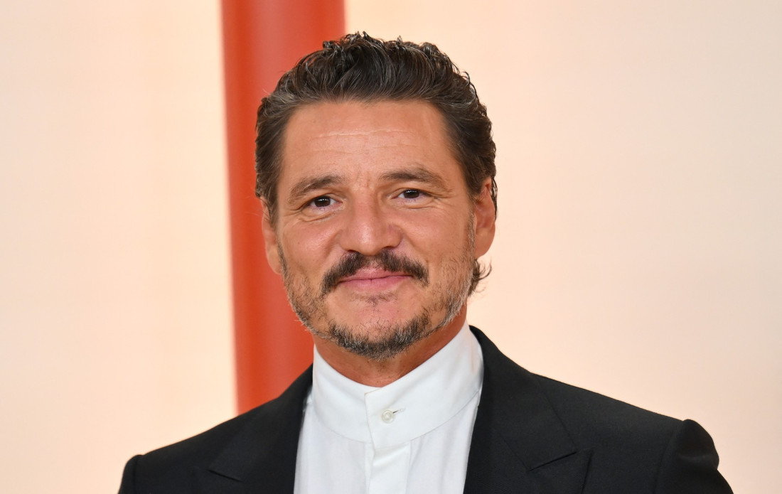 Pedro Paskal ponovo u klinču sa Džoanom Rouling: "Gadi mi se"