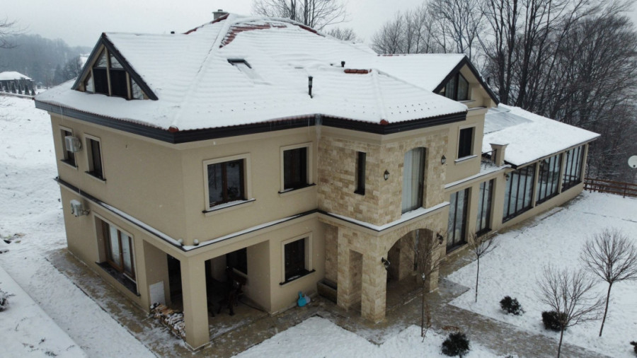 Jovanka i Tito, ali iz Afrike: Bračni par se sa vrelog kontinenta doselio u srce Srbije, rade u restoranu i sve su oduševili (FOTO)