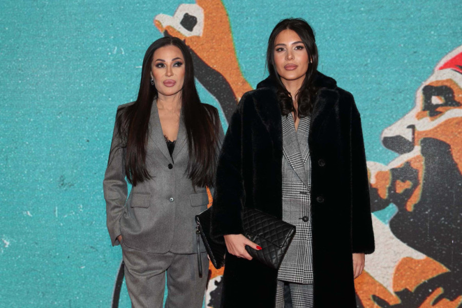 Marija Šerifović prvi put na crvenom tepihu otkako je postala majka: Nahranila sam sina, promenila mu pelene i došla! (FOTO)