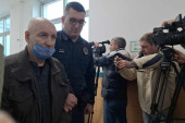 Ista jakna, maska, i dvojica čuvara: Počelo suđenje ubici porodice Đokić (FOTO)