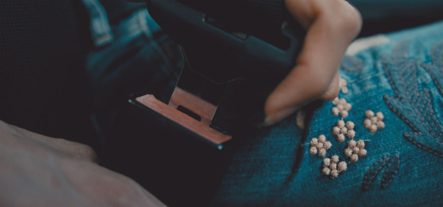 Mala stvar na suvozačevom pojasu koja vam može spasiti život: Evo zašto je nema kod vozača