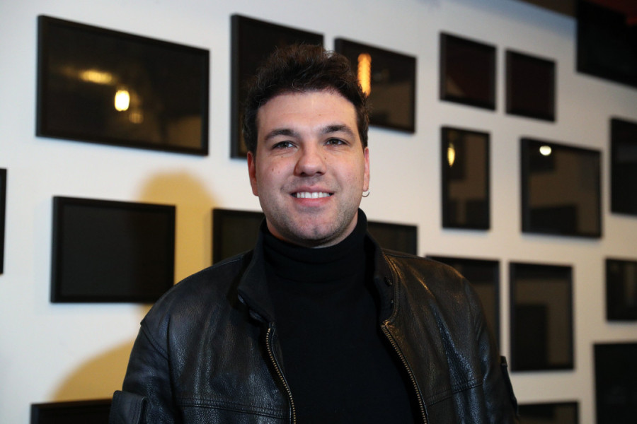 Sve se desilo u dva ujutru posle maminog rođendana! 24sedam vam predstavlja srpske "Prijatelje": Očekujte neočekivano (FOTO/VIDEO)