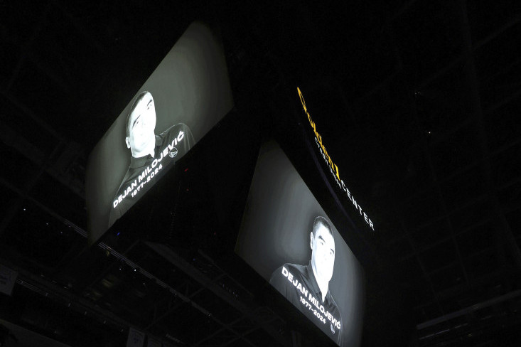 Milojevića ne zaboravljaju njegovi "ratnici"! Ogromna slika na njihovoj dvorani, a jedan detalj je posebno dirljiv! (FOTO)