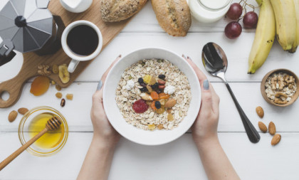 Ovih devet dodataka će vašu ovsenu kašu pretvoriti u moćan proteinski doručak