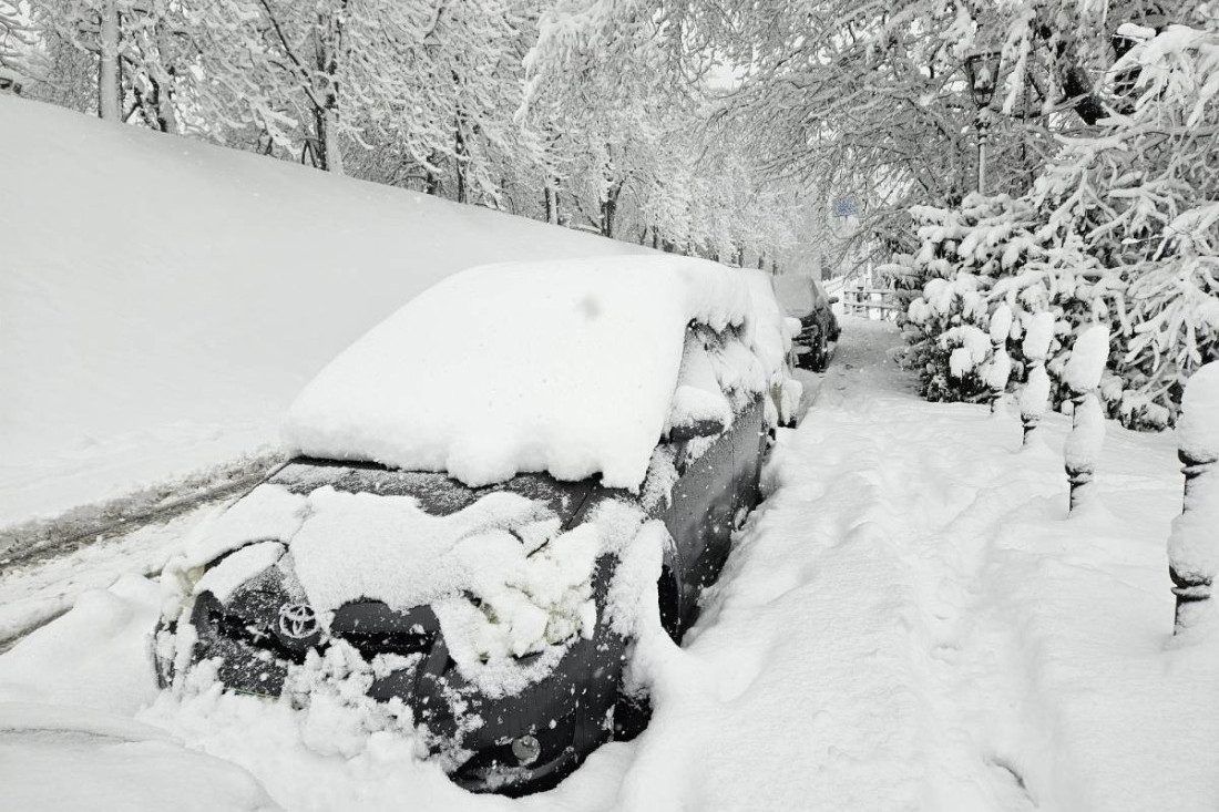 Sneg paralisao Hrvatsku i Sloveniju! Zatvoreni putevi, u prekidu i trajektne linije, napadalo 45 cm snega (FOTO/VIDEO)
