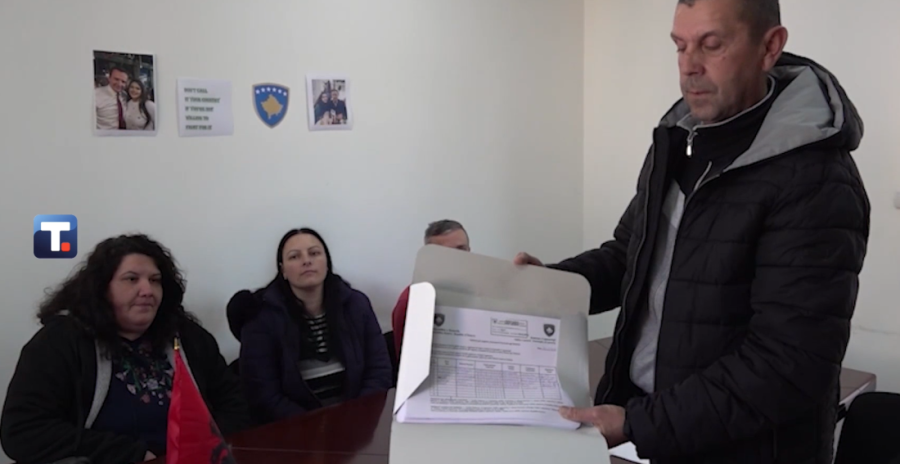 Predata potpisana peticija za smenu tzv. gradonačelnika Leposavića