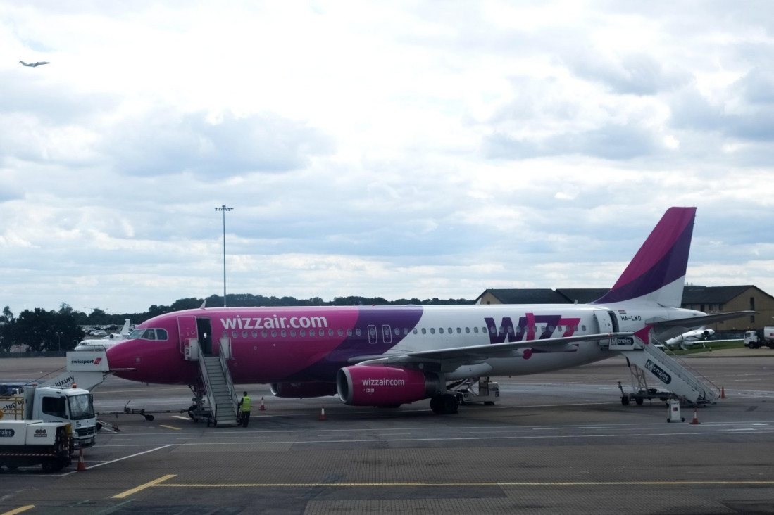 Blokada Ormuskog moreuza seče krila avionima: Četiri aerodroma u Evropi ostaju bez goriva