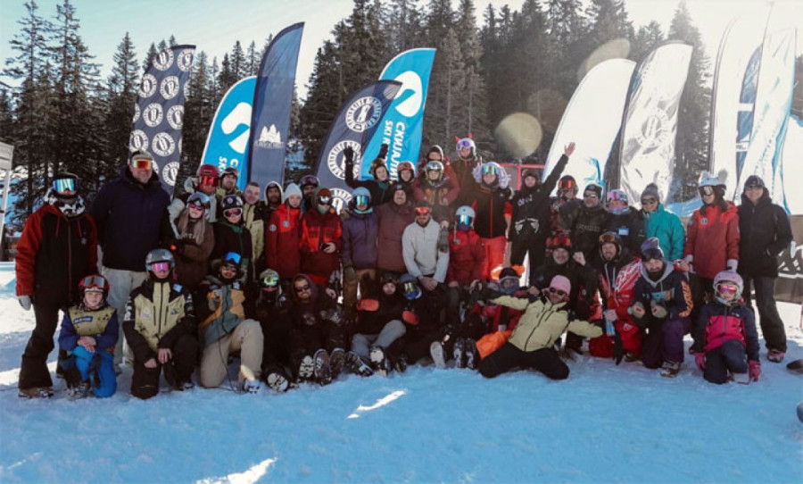 Na Kopaoniku održano Alpsko snoubord takmčenje u kojem su učestvovali takmičari iz Srbije, ali i gosti iz Grčke, Rumunije i Makedonije