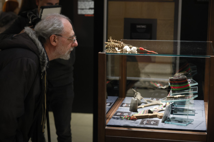 Mrtvački sanduci, nadgrobni spomenici, krstovi, amajlije: "Timor Mortis: Strah od smrti" u Etnografskom muzeju (FOTO)