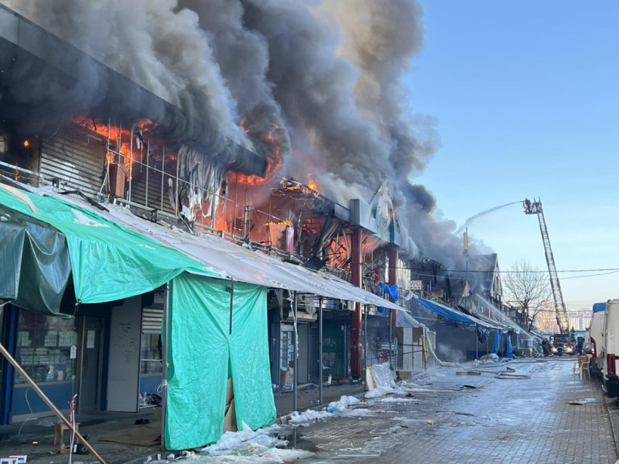 Apel da se nose maske! Zbog požara u Bloku 70 vazduh ozbiljno zagađen!