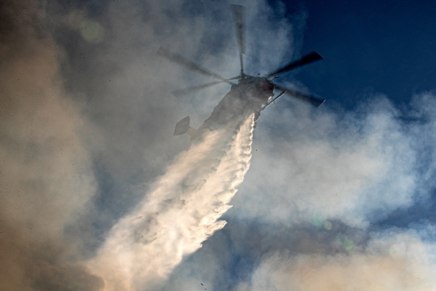 Piloti MUP-a o borbi sa vatrenom stihijom na Novom Beogradu: Dodatne prepreke su bile zgrade i dalekovodi