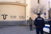 Uvredljive poruke i ustaški poklič "Za dom spremni" na grafitima u Neumu