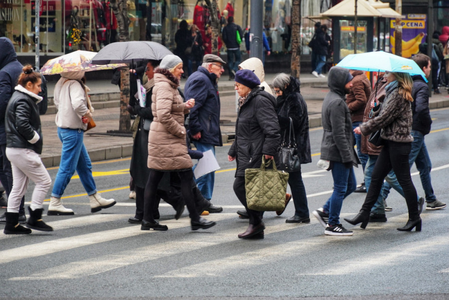 Danas pretežno sunčano, temperatura do 12 stepeni, uveče stiže kiša