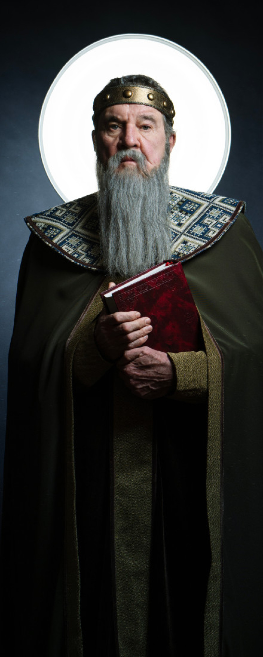 Kao da gledate film na sceni: Premijera predstave "U ime oca i sina-priča o Svetom Savi" u Narodnom pozorištu (FOTO)