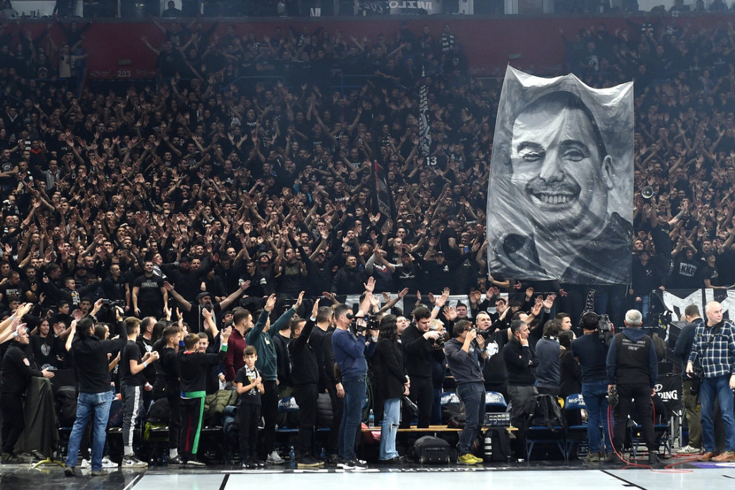 Partizan sprema spektakl Miloju u čast! Crno-beli zovu Golden Stejt u Beograd!