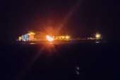 Tanker pun nafte gori u Adenskom zalivu: Huti su ga pogodili projektilom dok su plovili u Crvenom moru