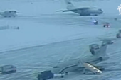 Rusija objavila snimak ukrcavanja u srušeni avion: Ukrajina sumnja u ono što je prikazano u njemu (VIDEO)