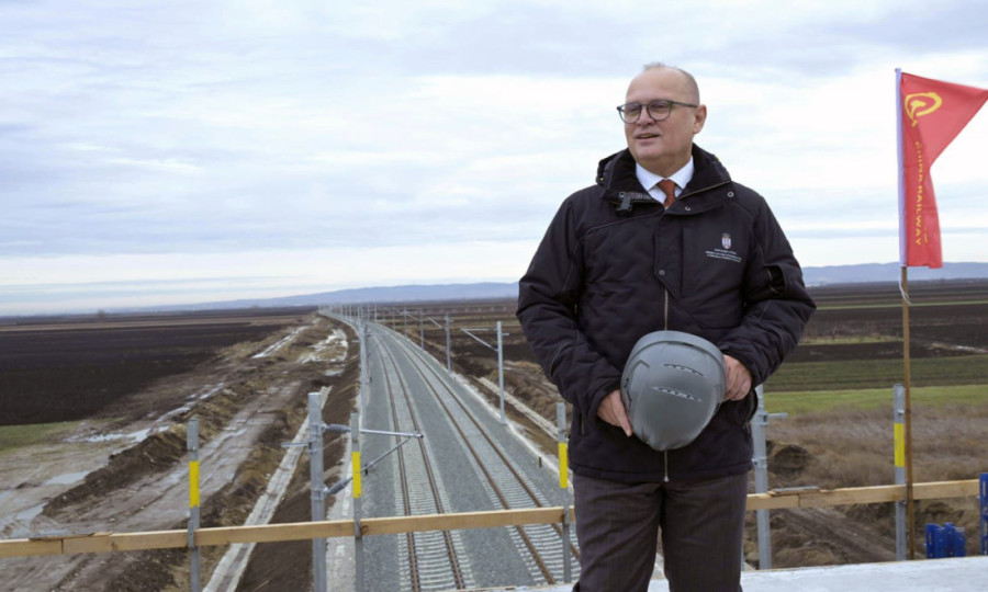 Vesić o brzoj pruzi Beograd-Niš: Radiće se u “prozorima”, a evo kada počinju radovi