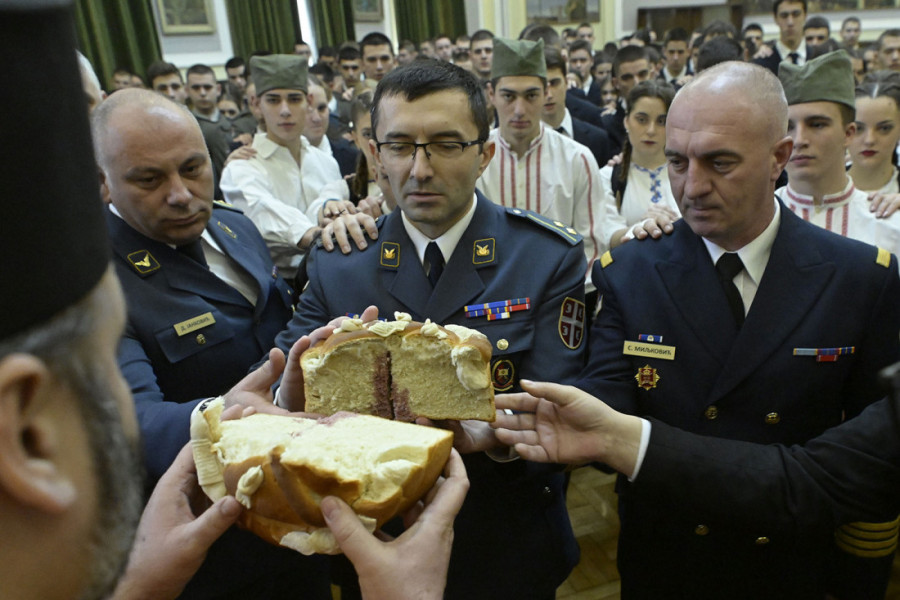 Odavanje počasti prvom srpskom prosvetitelju: Vojne škole obeležile Svetog Savu