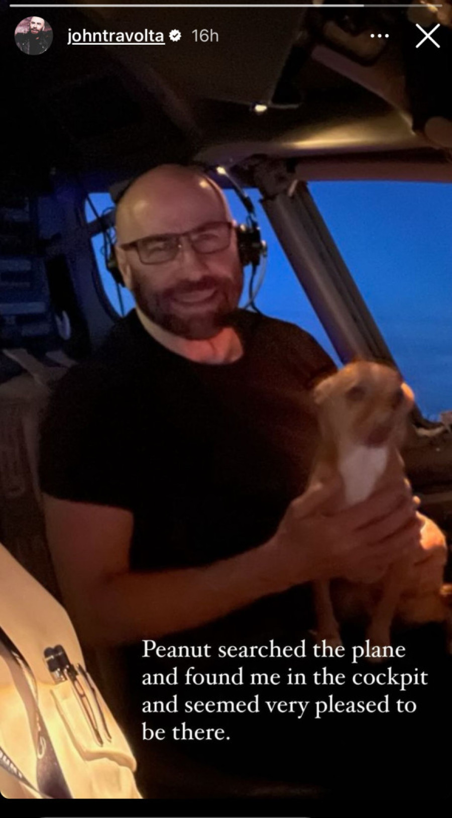 Najbolji drugari: Džon Travolta vodi svuda sa sobom svog ljubimca, pa čak i avion voze zajedno