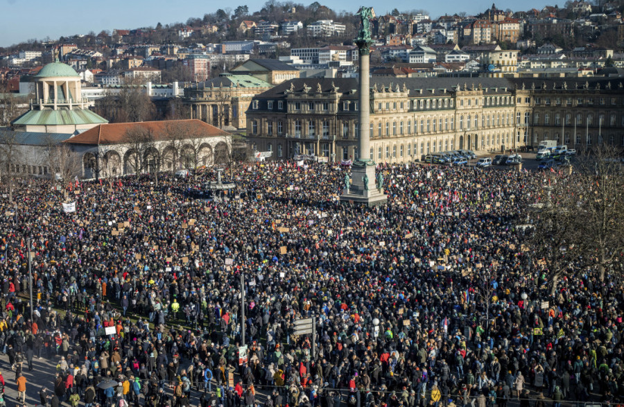 Stotine hiljada ljudi na ulicama Nemačke: Već treći vikend zaredom protest protiv radikalne desnice!