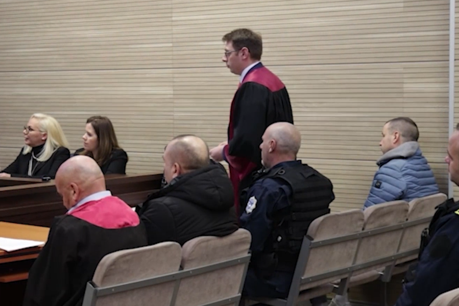 U Prištini počelo suđenje Srbima osumnjičenim za terorizam: Izjasnili se da nisu krivi (VIDEO)