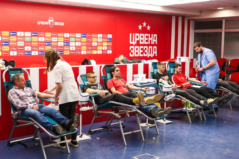 Daj krv - budi kapiten! Nastavak akcije Crvene zvezde, svim davaocima kapitenska traka na poklon!