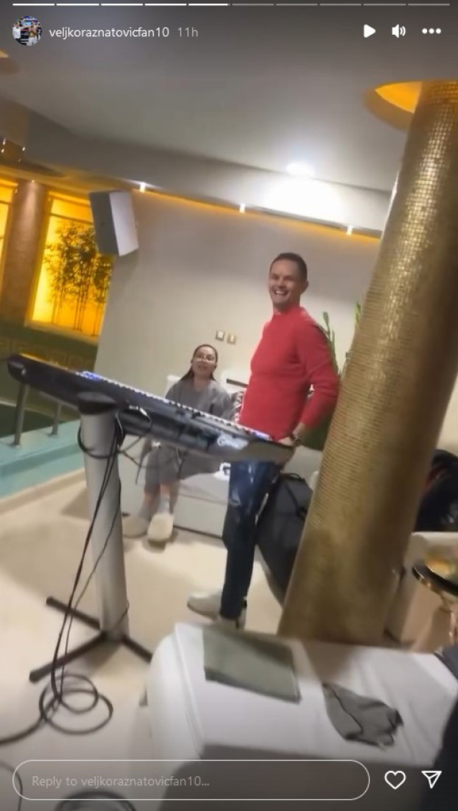 Veljko upao Ceci u studio: Pevačica bila bez šminke, pogledajte njenu reakciju (VIDEO)