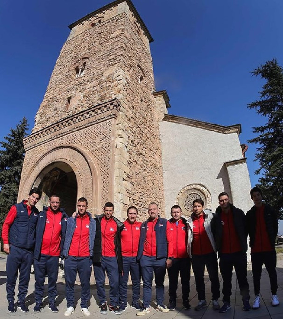 Srbija počinje Dejvis kup bitku! Svi su spremni i neka navijači budu ponovo vetar u leđa!