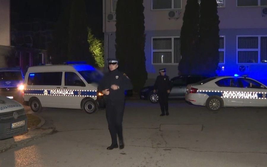 Šok u Nikšiću: Policija uhapsila muškarca, sumnja se da je krijumčario strane državljane?!