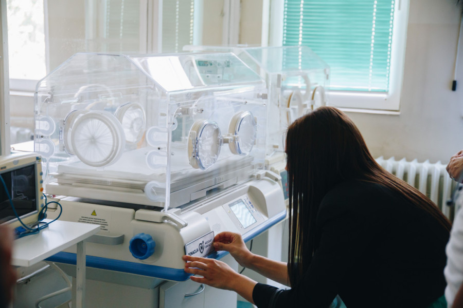 OD INKUBATORA DO SANITETA: Fondacija Mozzart donirala više od 27.000.000 dinara zdravstvenom sistemu Srbije