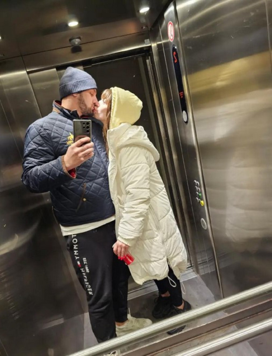 Miljana i Zola se ljube u liftu! Čolić ignorisao bivšu, pa popustio: Isplivale fotke!