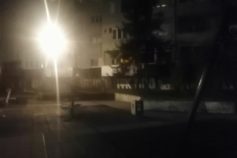 Novi detalji pucnjave na Karaburmi: Mladić posle ranjavanja zapretio napadačima: Platićete za ovo! Oglasile se i komšije