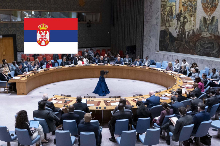 Skandal pred početak Generalne skupštine: Obezbeđenje UN pokušalo da otme srpsku zastavu srpskim žrtvama rata u BiH