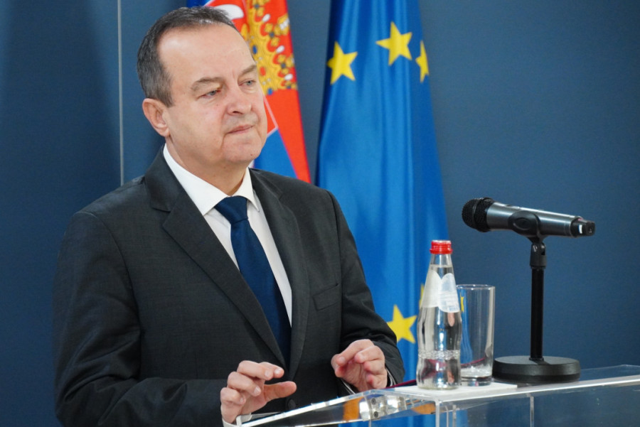 Dačić međunarodnoj zajednici: Hoće vojnu intervenciju u Ukrajini, a ne mogu da reše Kurtija