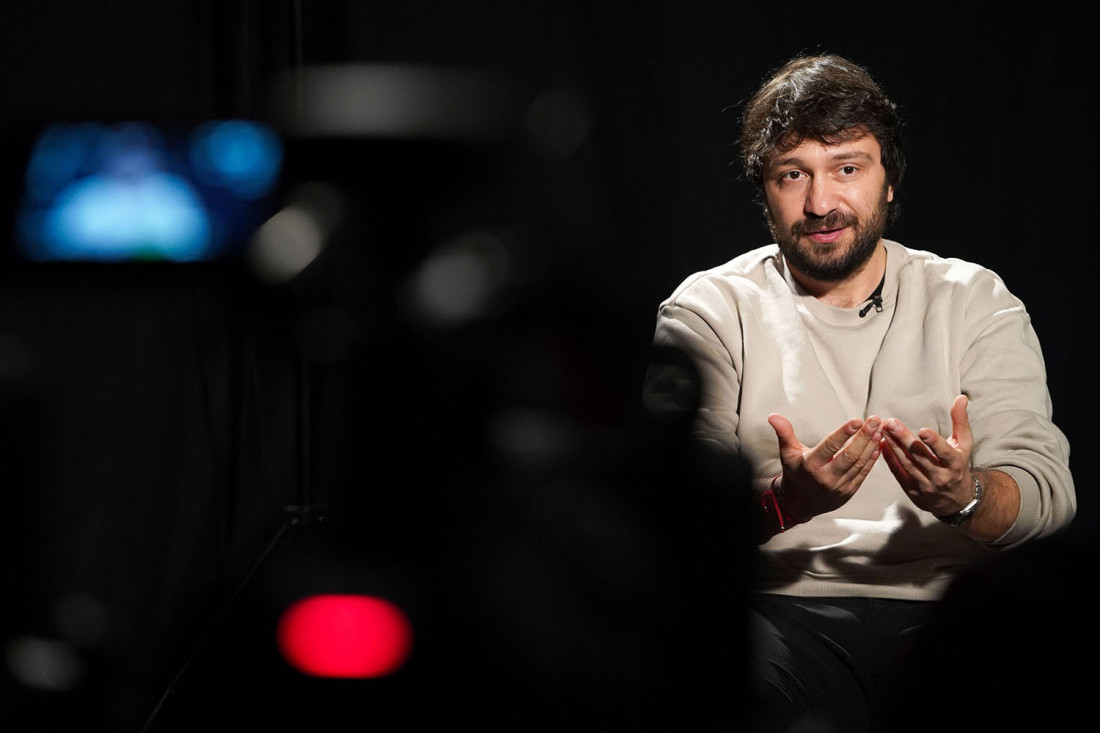 Rade Ćosić za 24sedam otkriva da li je naslednik čuvenog Flojda iz "Nacionalne klase": Sin po vožnji, a donekle i po karakteru