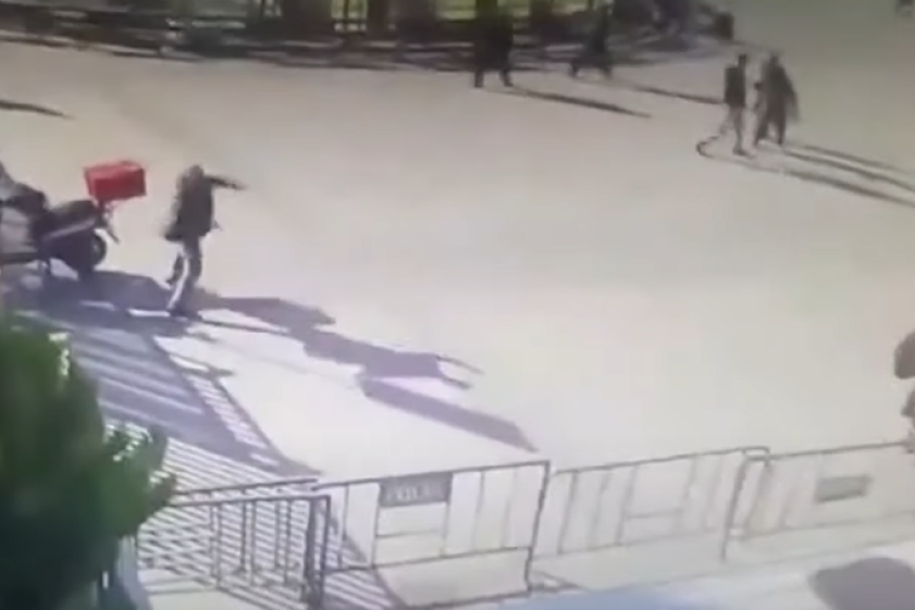 Napad u zgradi suda u Istanbulu: Likvidirani muškarac i žena (VIDEO)