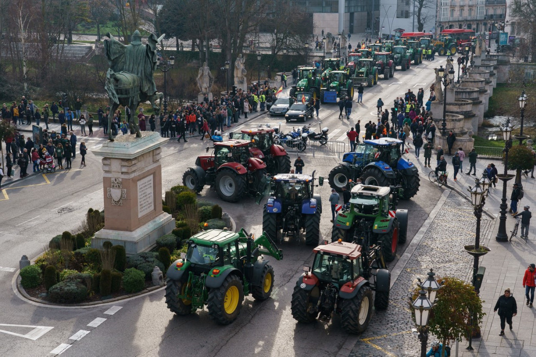 Blokade i u Španiji: Besni poljoprivrednici izašli na ulice
