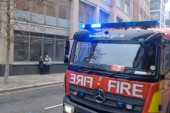 Na sudu u Londonu došlo do više eksplozija! Desetine vatrogasaca na terenu (VIDEO)