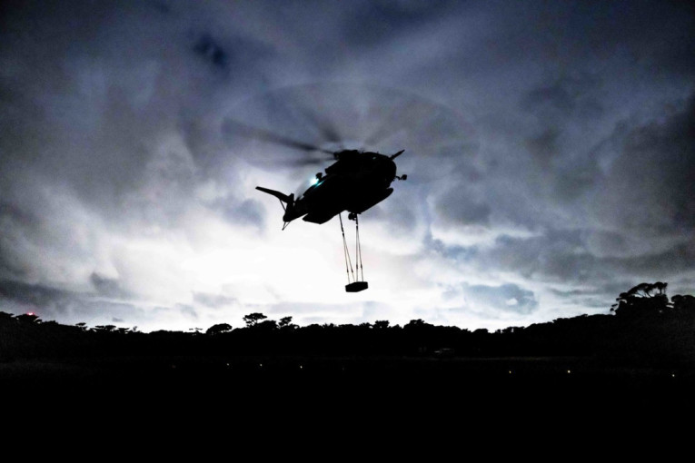 Helikopter se srušio u Atlantski okean, spaseno šestoro ljudi