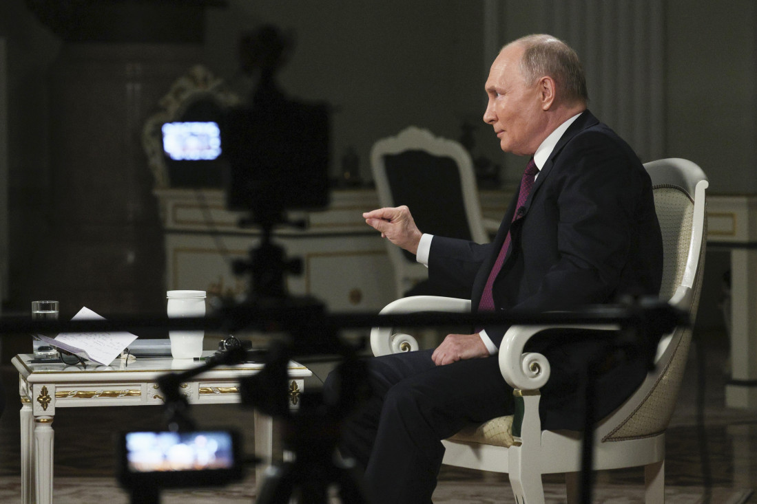 Kako je Putin uoči intervjua sa Karlsonom još jednom pokazao svoju dominaciju?