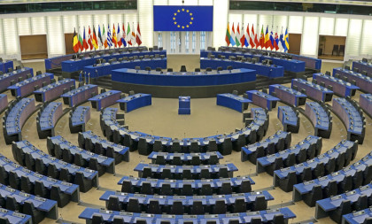 Evropski parlament odobrio viznu liberalizaciju za Srbe sa KiM